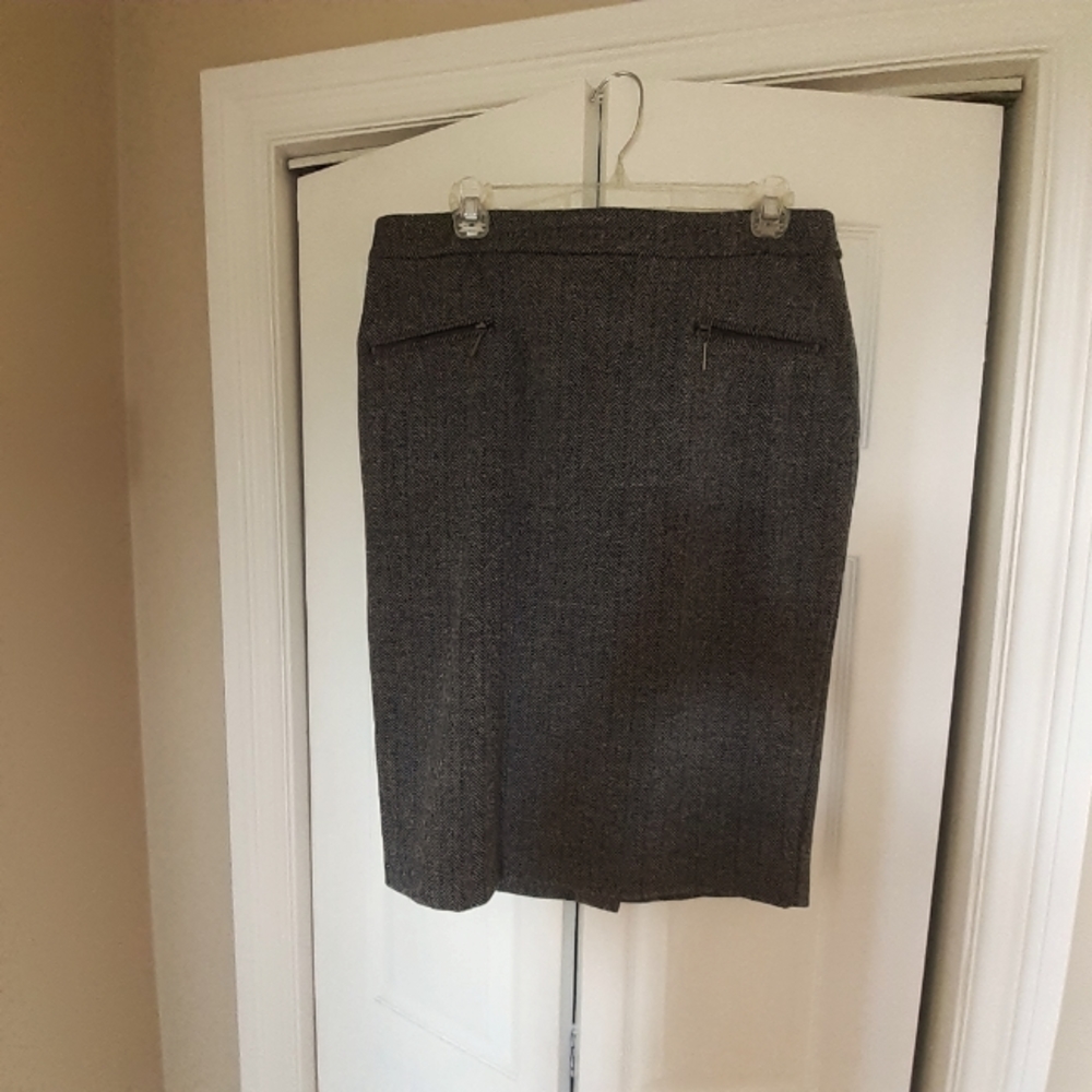 Ladies Reitman's Black/Grey Tweed Skirt size 12